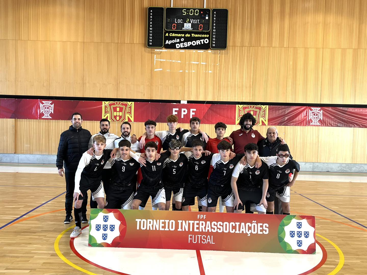Futsal: Seleção Sub-15 competiu com a elite