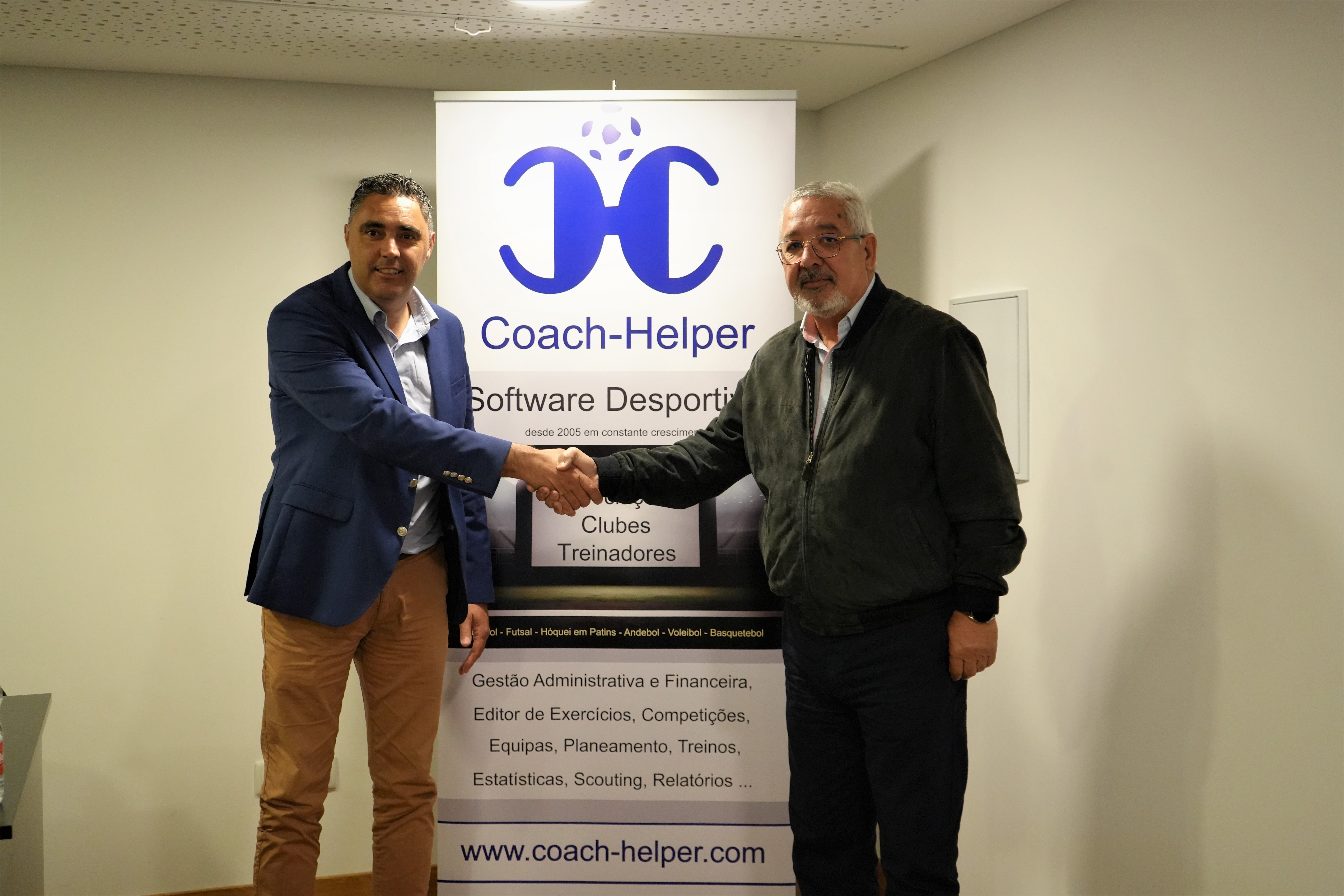 AFCB e Coach Helper estabelecem parceria
